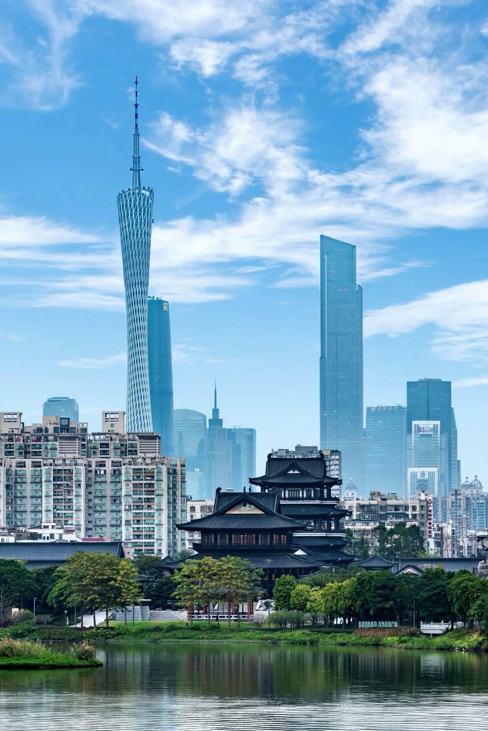 梦想扬帆之地，广东，变革中的致敬之歌