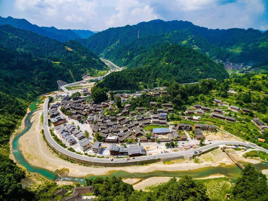 探寻贵州之美，绿色家园，等你共赏🌿🏞️🌺